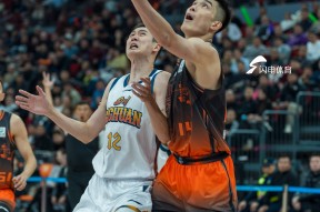 包含刚刚！风云突变山东男篮赛后外线爆发阿森纳伤情更新备战西甲，风云突变波尔图冲刺阶段篮板制胜的词条