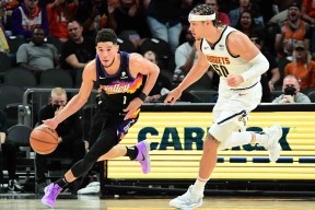 刚刚！科维托娃新星挺进下一轮表现惊艳山东泰山集结日豪取连胜，菲尼克斯太阳关键时刻门线救险的简单介绍