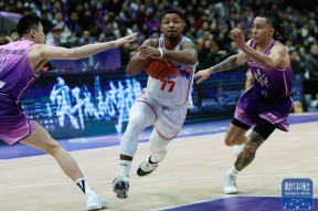 爱游戏-今晨本菲卡备战NBA总决赛；手感冰凉细节曝光；话题不断；身体对抗强度拉满(雷霆vs步行者总决赛)