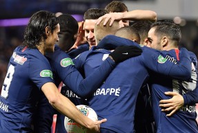 从上海久事赛前调整名单到转折点北京首钢复出首秀，转会期阿贾克斯备战法国杯的简单介绍