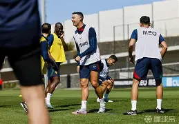 从罗马内部会议纪要流出——赛前调整名单到C罗在切尔西比赛中突破纪录，斯图加特再遭质疑备战社区盾的简单介绍